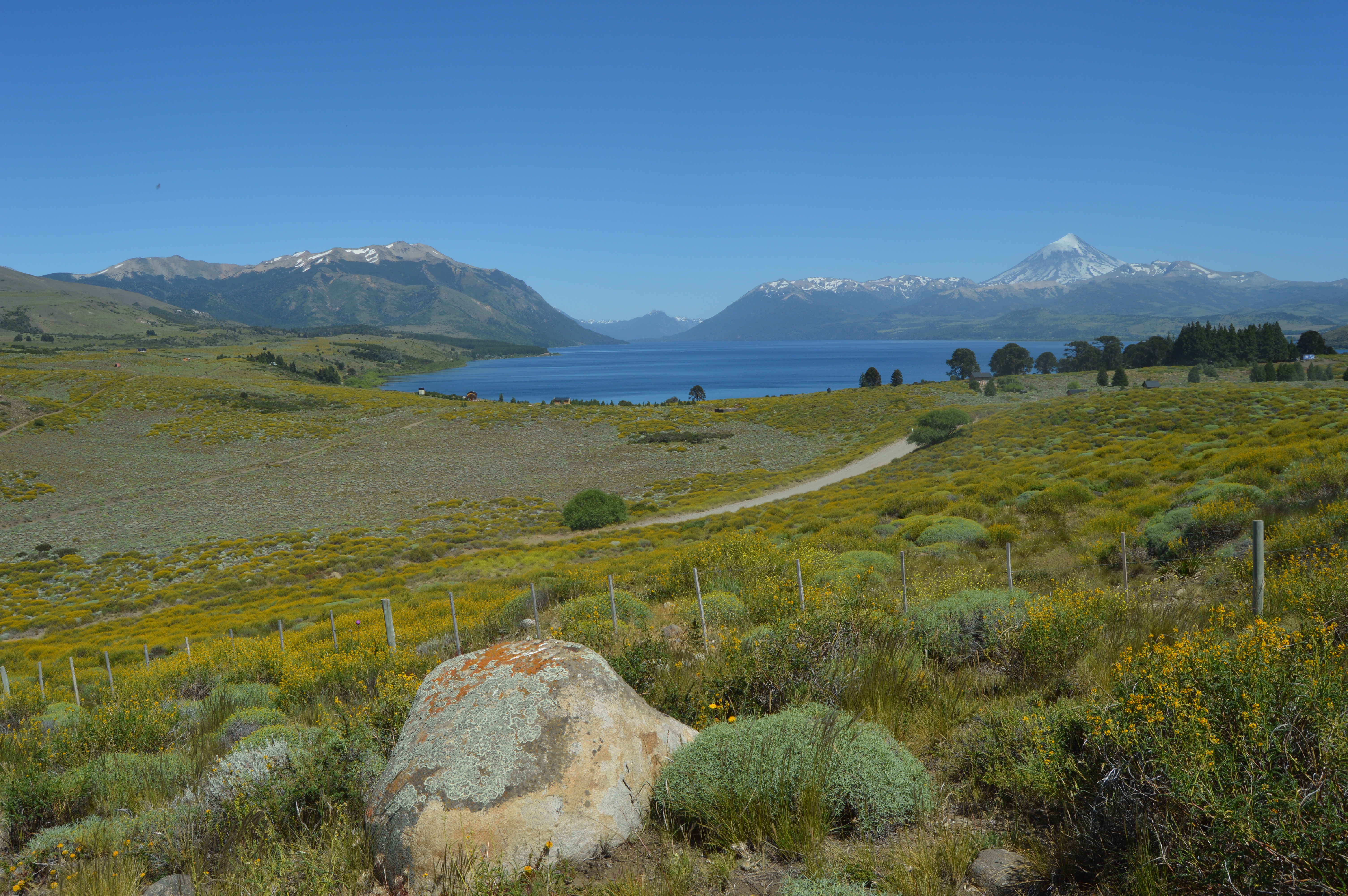 Mountain peaks used as glacial dipsticks
